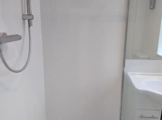 43 Reidhlean Clifden Glen *