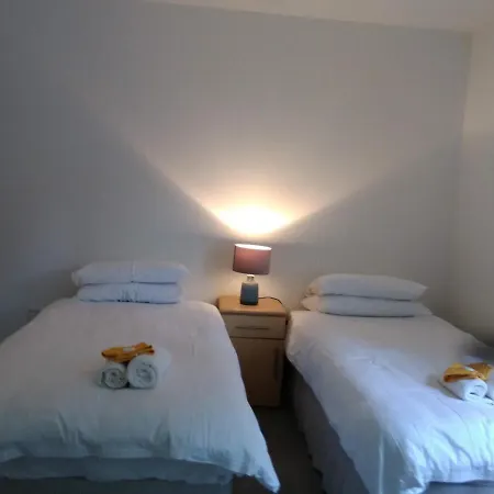 43 Reidhlean Clifden Glen Semesterbostad